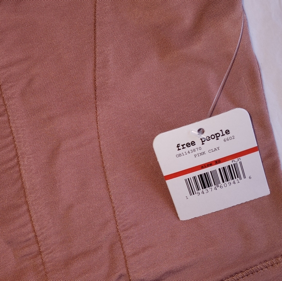 Free People Silky Stretch Cami / Crop Top light pink - Picture 5 of 7